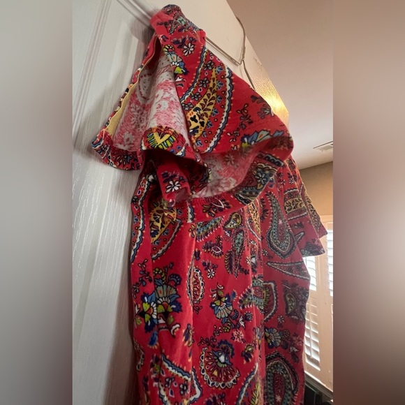 Rafaella scoop neck top.  Pink. Size Small - Picture 3 of 3